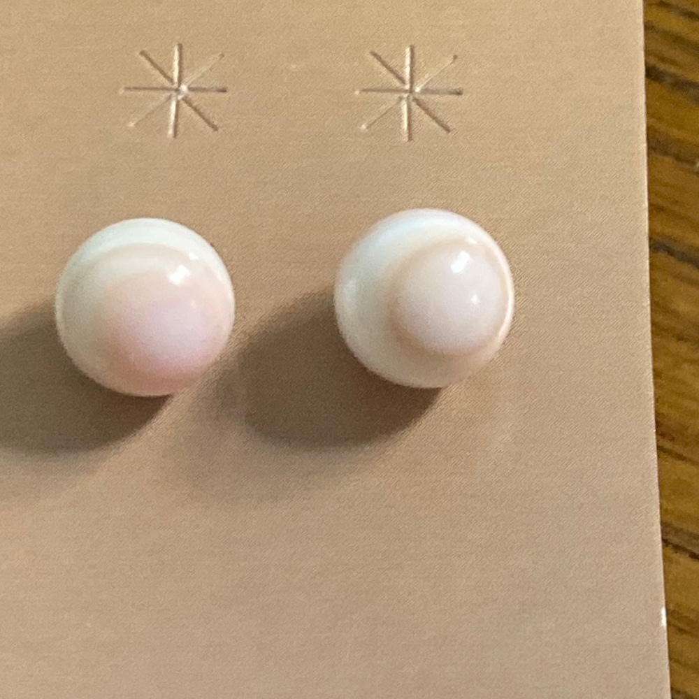 Pink conch sterling silver stud earrings